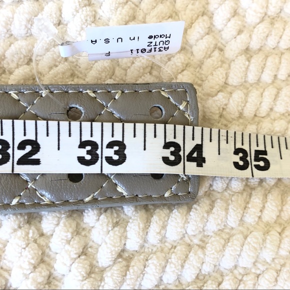 St. John Grey Quilted Leather Belt - Picture 8 of 9